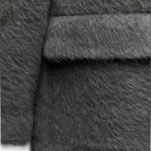 🦋 Bloggers Favorite 🦋 NWT Zara Faux Fur Soft Oversized Straight Cut Blazer M - Picture 14 of 16